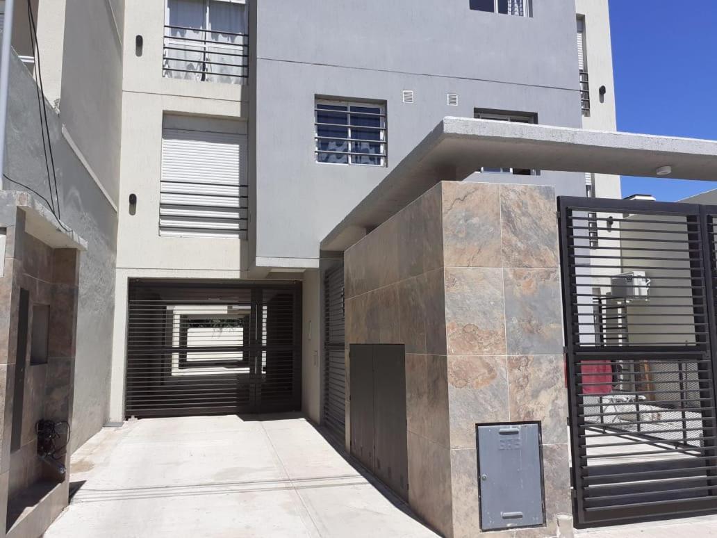 Departamento Witcomb Con Estacionamiento Lägenhet Bahía Blanca Exteriör bild